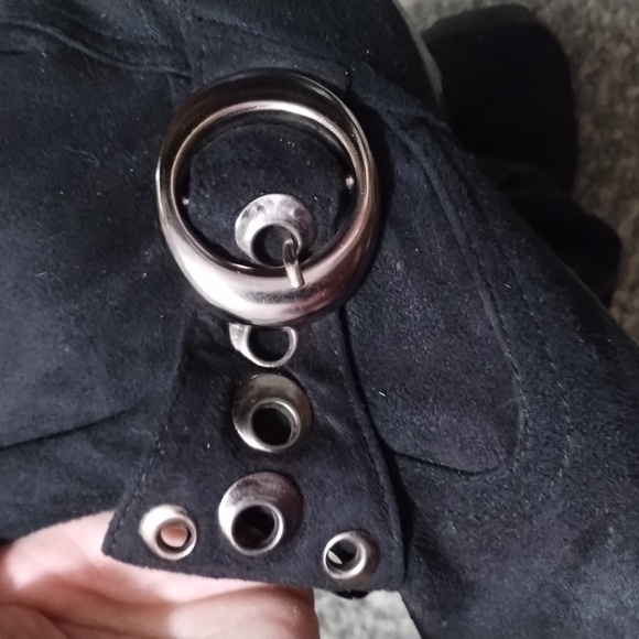 Size 7 knee high boots 22" slip on with buckle design - Picture 3 of 3